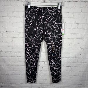 Gaiam The OM Fit Black And Pink High Rise Capri Leggings Size Small NEW